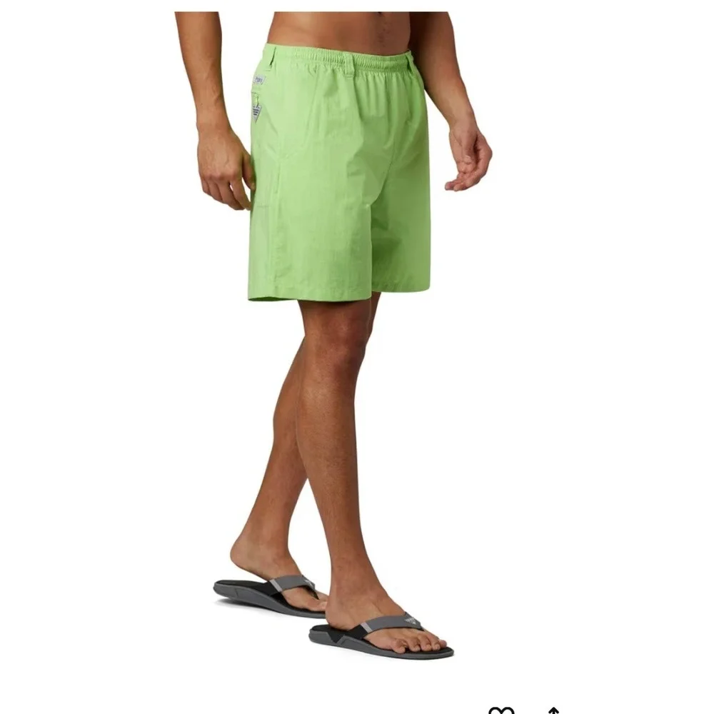 Columbia Backcast III Water Short Mens L Lime Green Omni-Shade UPF 50 FM4009-332